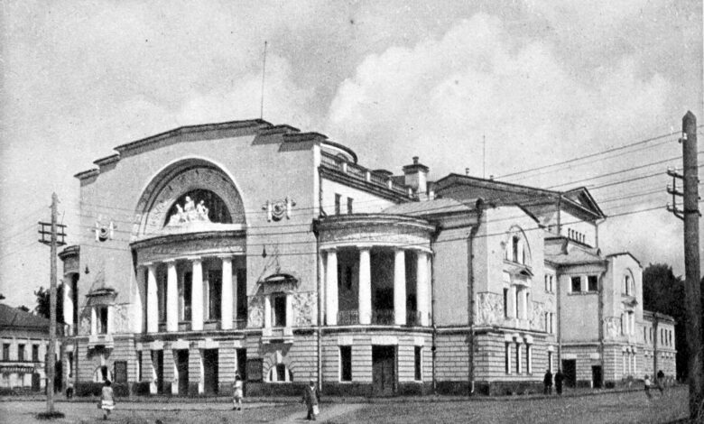 Photo of Перово: уличный театр на площади